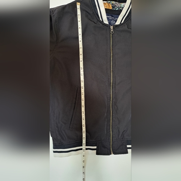 Women's American Eagle Black Bomber Jacket size M - Picture 8 of 9